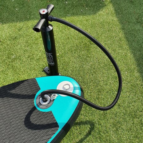 Compleet geleverd incl. Pomp (29 psi - 2 bar handpomp met drukmeter)